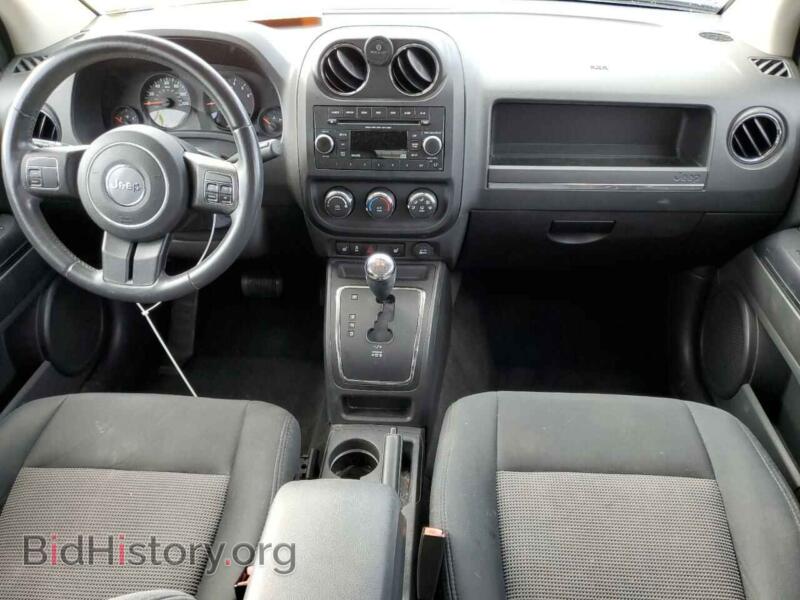 2012 Jeep COMPASS (VIN 1C4NJCEB6CD685312) — фото 5 из 10