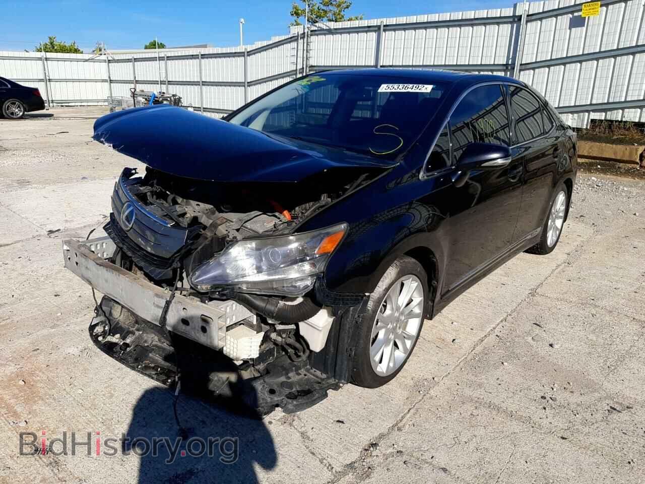 2010 LEXUS HS - VIN: JTHBB1BA6A2015721 - Photo 2