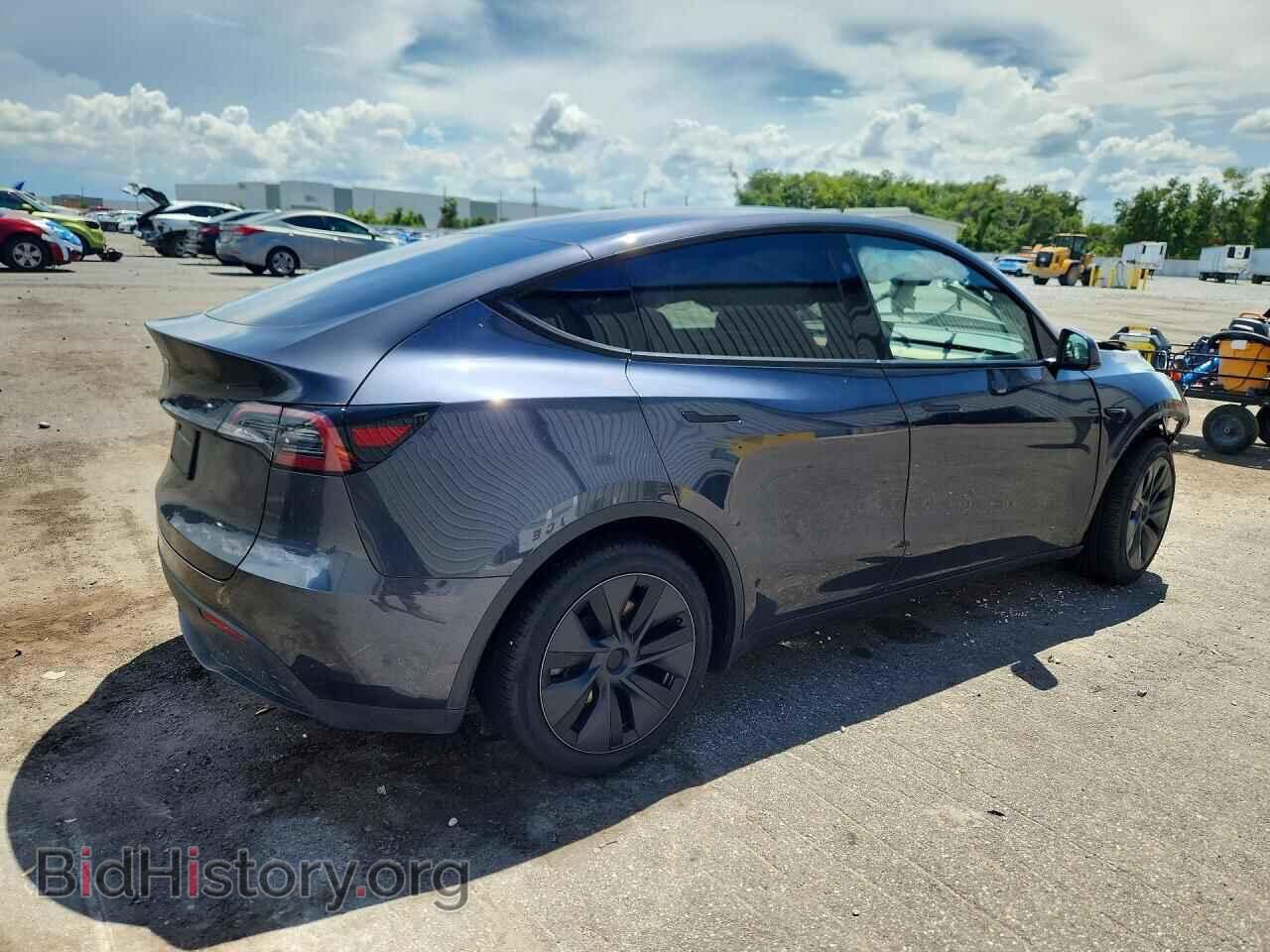 2025 TESLA MODEL Y - VIN: 7SAYGDED5SA372181 - Фото 3