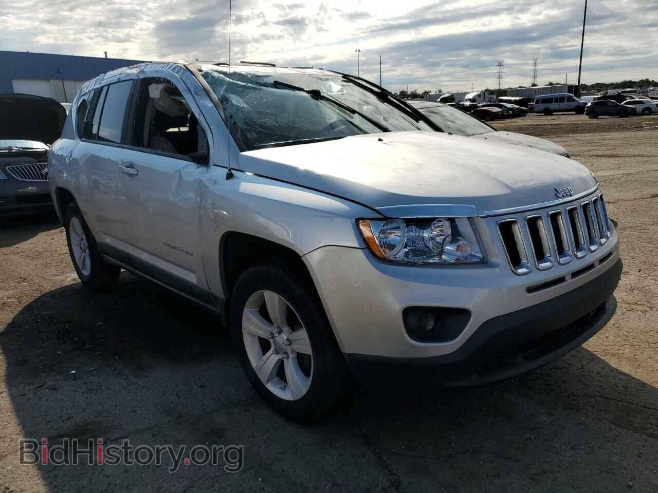 Фотография 1J4NT4FB8BD285131 - JEEP COMPASS 2011