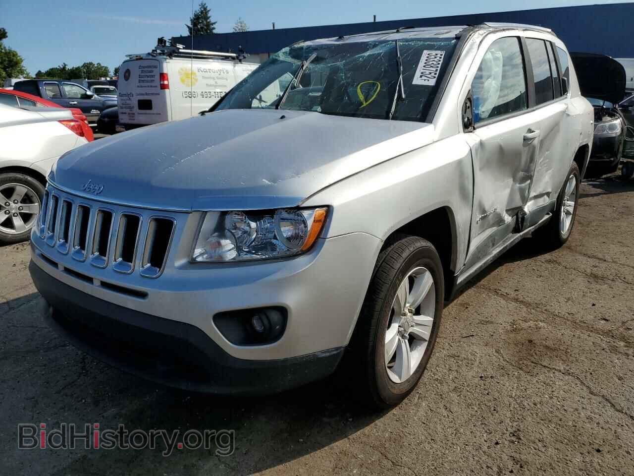 2011 JEEP COMPASS - VIN: 1J4NT4FB8BD285131 - Фото 2