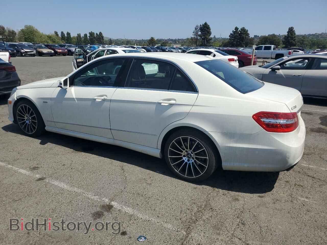 2012 MERCEDES-BENZ E-CLASS - VIN: WDDHF5KB8CA612920 - Фото 2