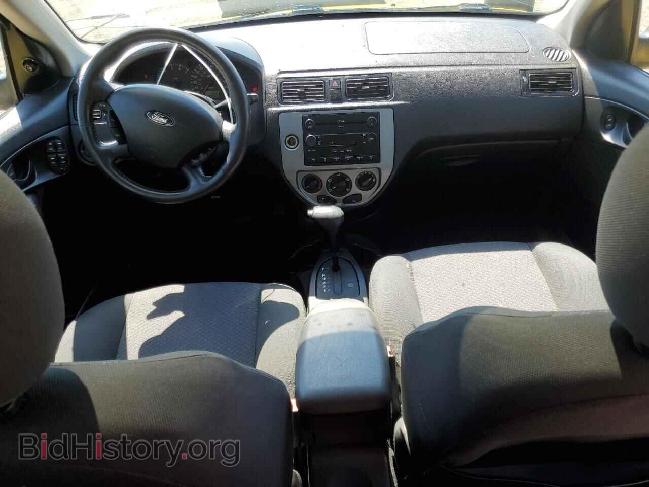 2005 FORD FOCUS - VIN: 3FAFP37N25R126463 - Фото 8