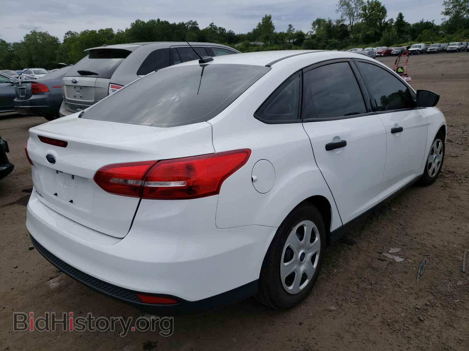 2016 FORD FOCUS - VIN: 1FADP3E22GL218982 - Photo 4