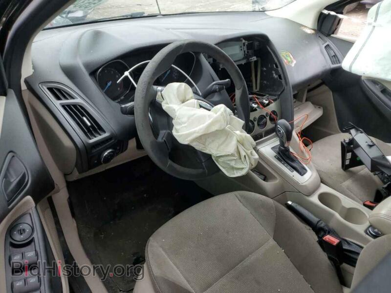 2012 Ford FOCUS (VIN 1FAHP3F24CL220940) — фото 8 из 12