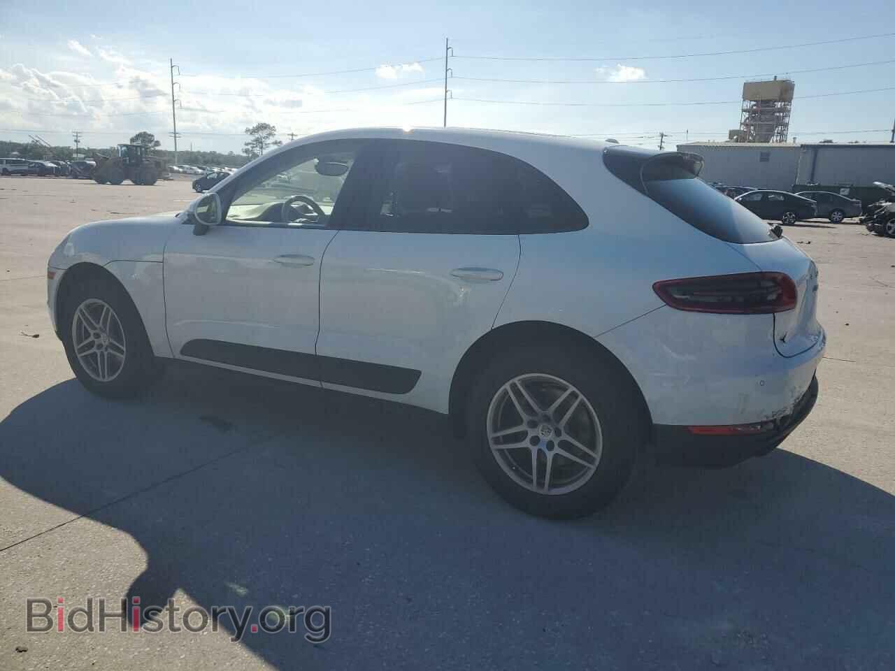 2017 PORSCHE MACAN - VIN: WP1AA2A52HLB09639 - Photo 2