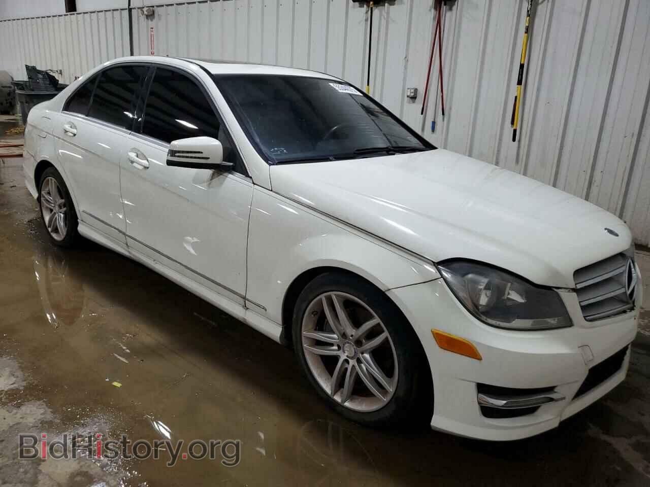 2012 MERCEDES-BENZ C-CLASS - VIN: WDDGF8BB1CR235331 - Фото 4