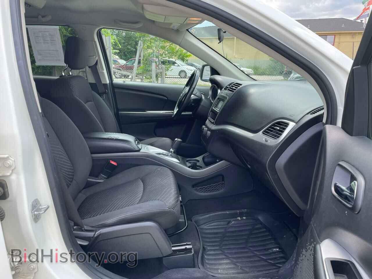 2018 DODGE JOURNEY - VIN: 3C4PDCAB1JT241915 - Фото 5