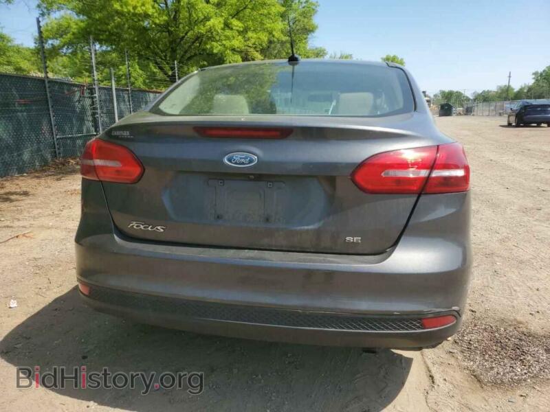 2017 Ford FOCUS (VIN 1FADP3F24HL317545) — photo 6 of 15