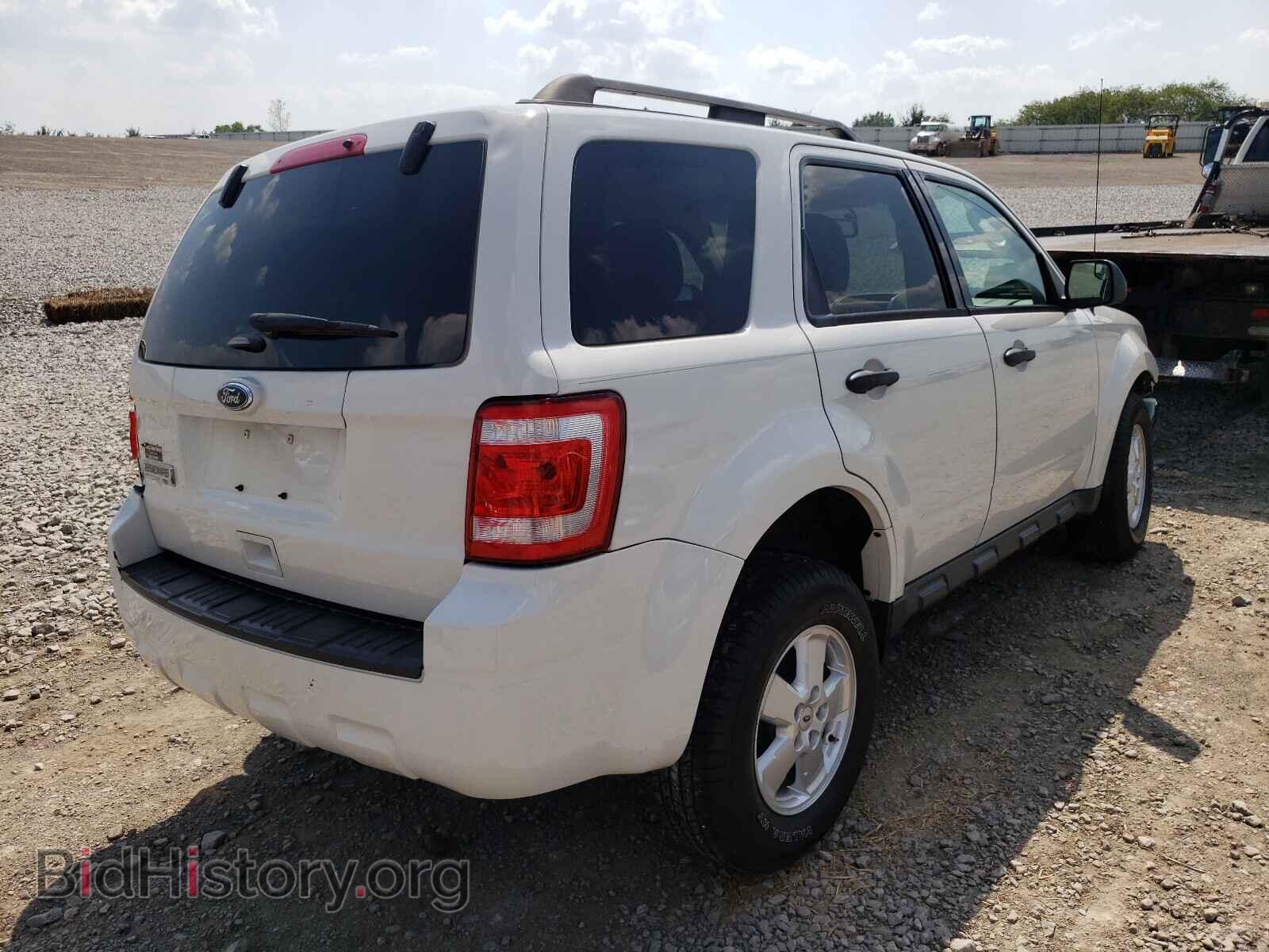 2011 FORD ESCAPE - VIN: 1FMCU0D72BKB12407 - Фото 4