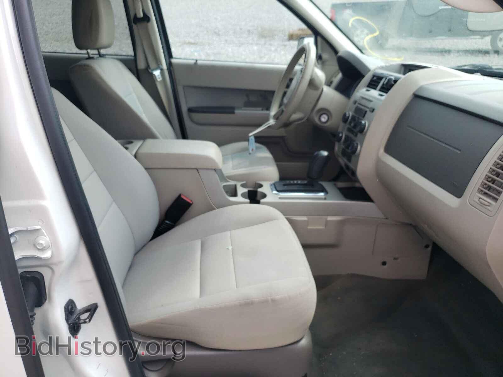 2011 FORD ESCAPE - VIN: 1FMCU0D72BKB12407 - Фото 5