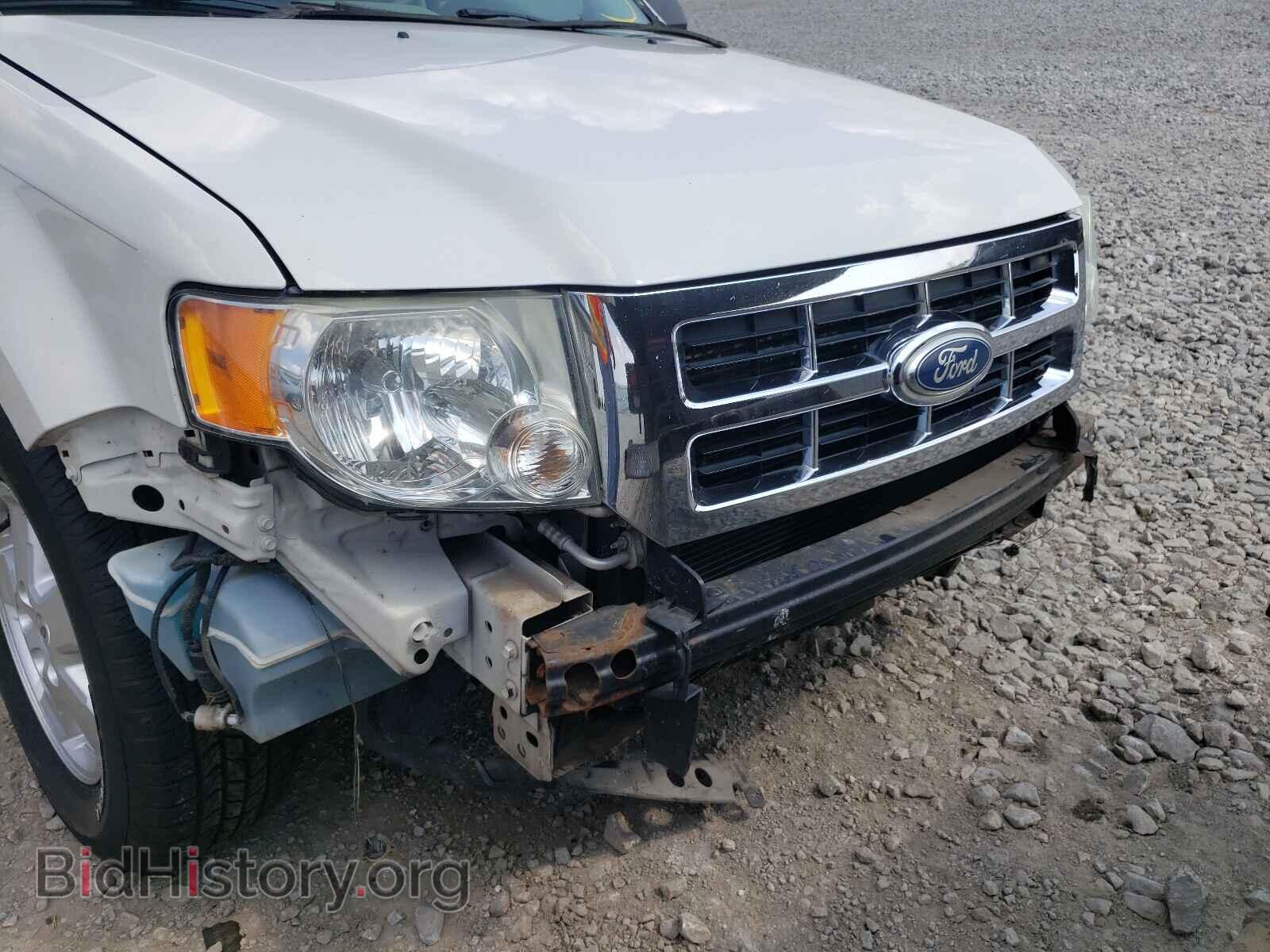 2011 FORD ESCAPE - VIN: 1FMCU0D72BKB12407 - Фото 9
