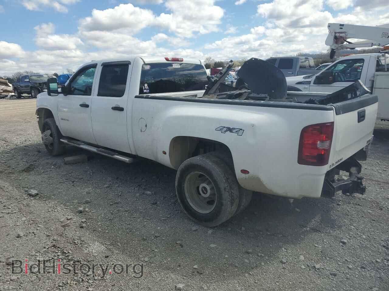 2014 GMC SIERRA - VIN: 1GT422C81EF118751 - Фото 2
