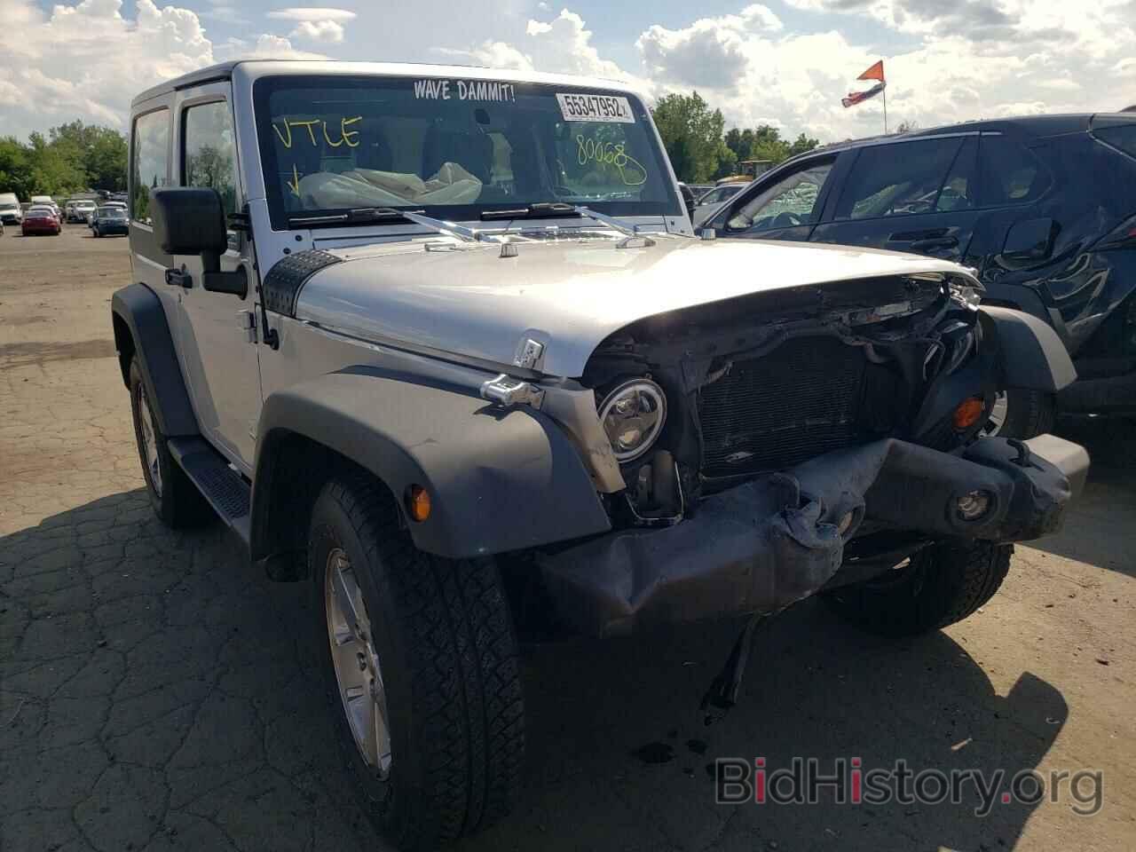 Photo 1J4AA2D1XAL162096 - JEEP WRANGLER 2010