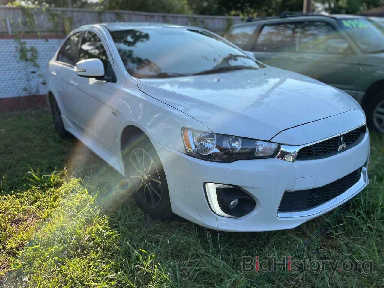 Photo JA32U2FU7HU003385 - MITSUBISHI LANCER 2017