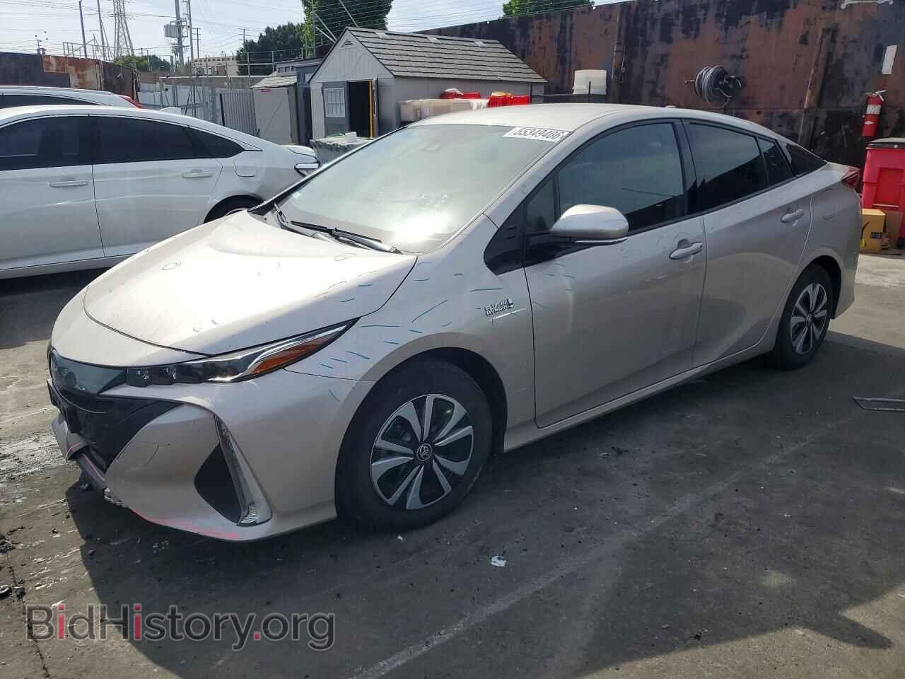 Фотография JTDKARFP3J3078268 - TOYOTA PRIUS 2018