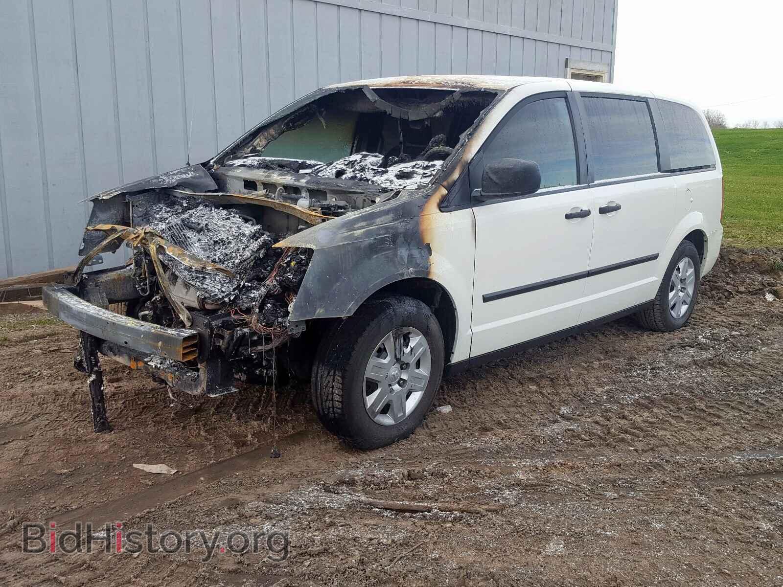 2008 DODGE CARAVAN - VIN: 1D8HN44H28B181177 - Фото 2