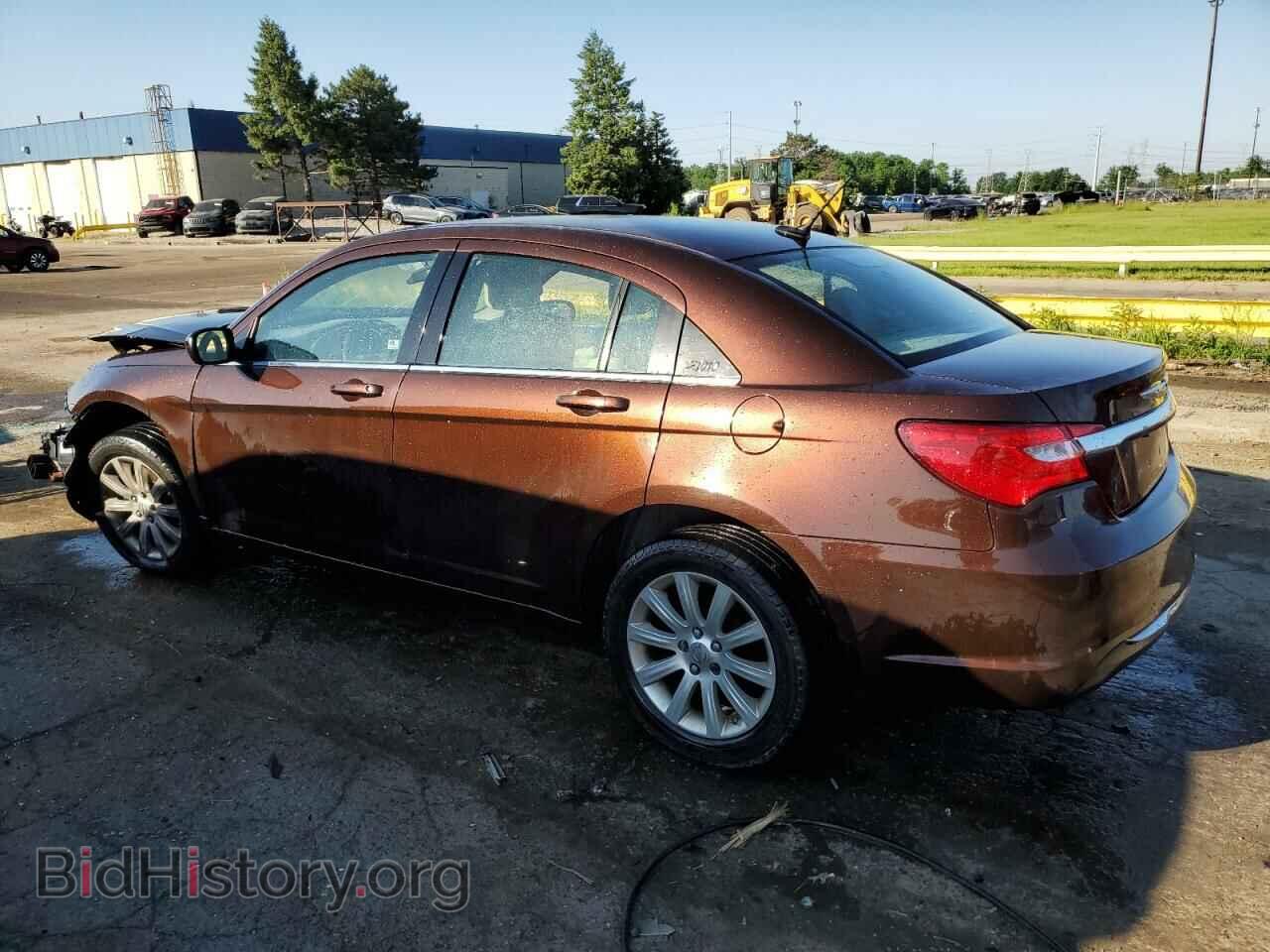 2013 CHRYSLER 200 - VIN: 1C3CCBBB0DN727747 - Фото 2