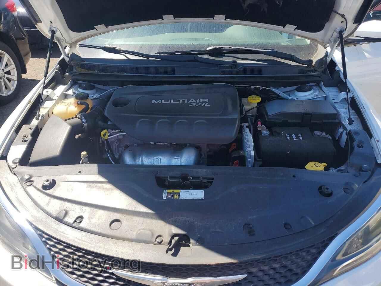 2015 CHRYSLER 200 - VIN: 1C3CCCAB0FN547646 - Фото 11