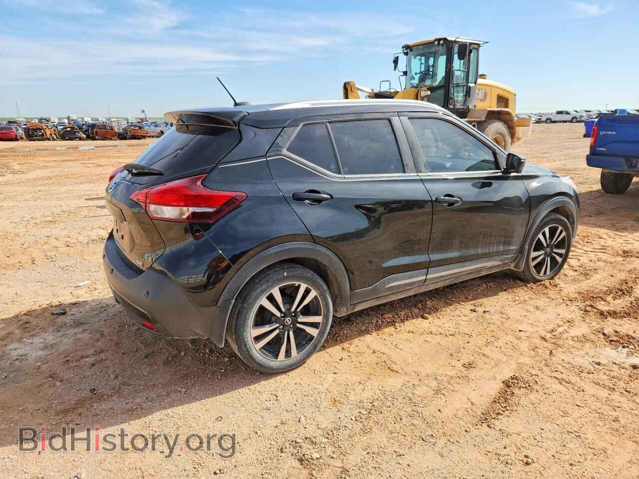 2020 NISSAN KICKS - VIN: 3N1CP5DVXLL554801 - Фото 3
