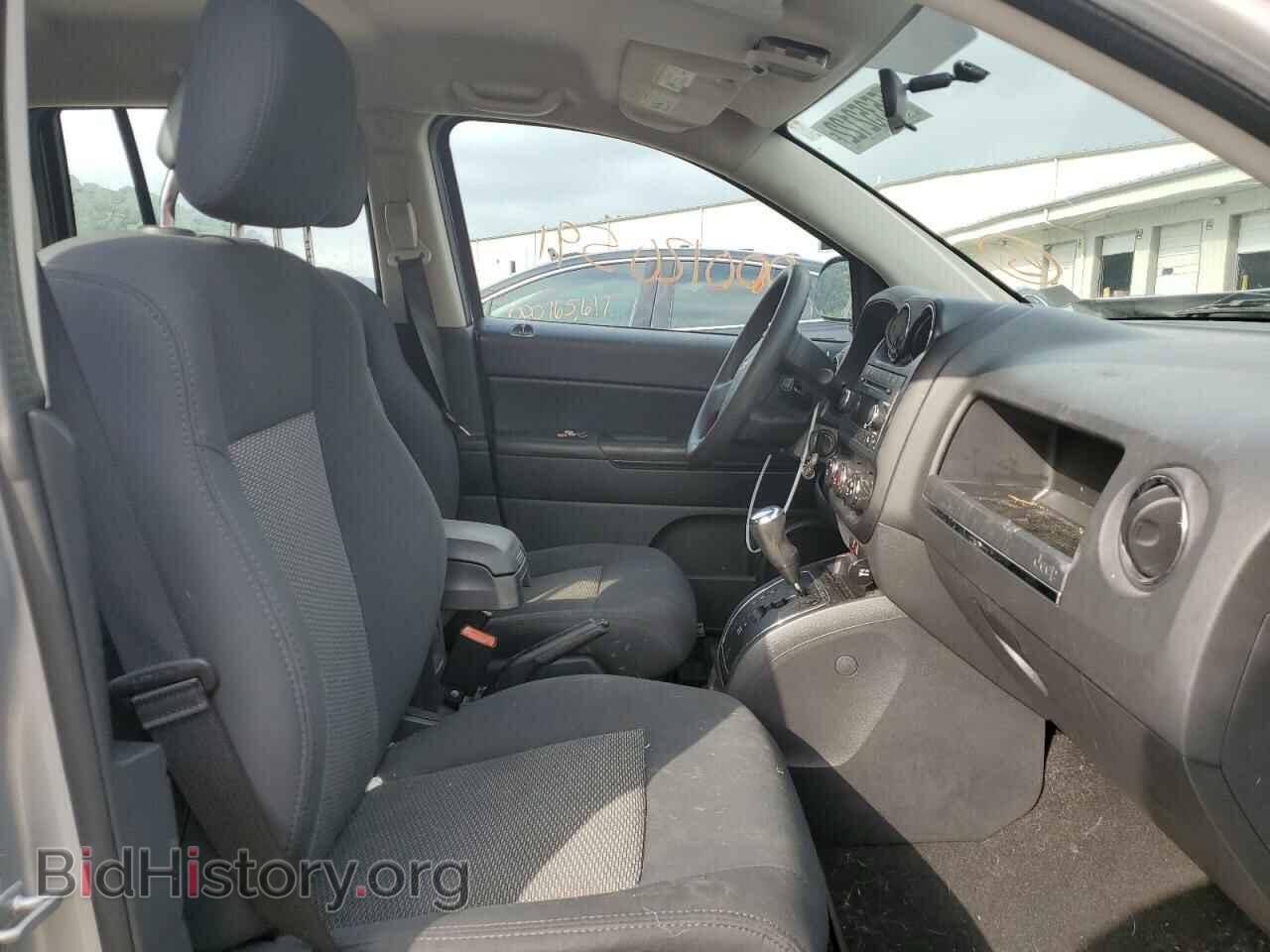 2010 JEEP COMPASS - VIN: 1J4NT4FB2AD650174 - Фото 5