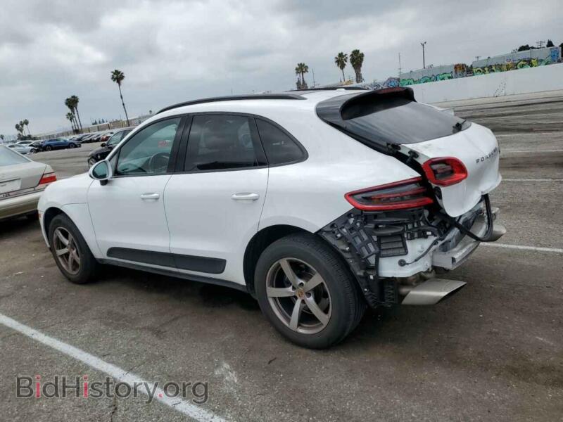 2017 Porsche MACAN (VIN WP1AA2A52HLB80159) — photo 2 of 13