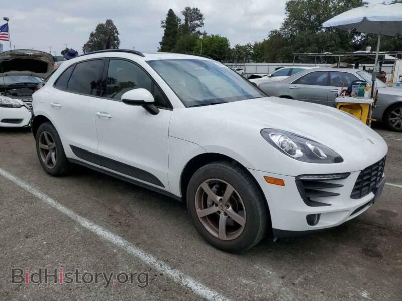 2017 Porsche MACAN (VIN WP1AA2A52HLB80159) — photo 4 of 13