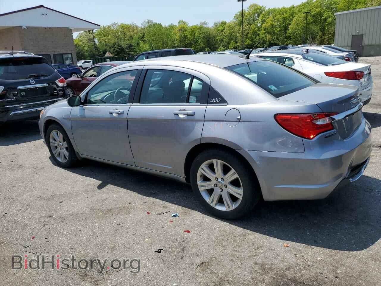 2013 CHRYSLER 200 - VIN: 1C3CCBBB4DN539765 - Фото 2