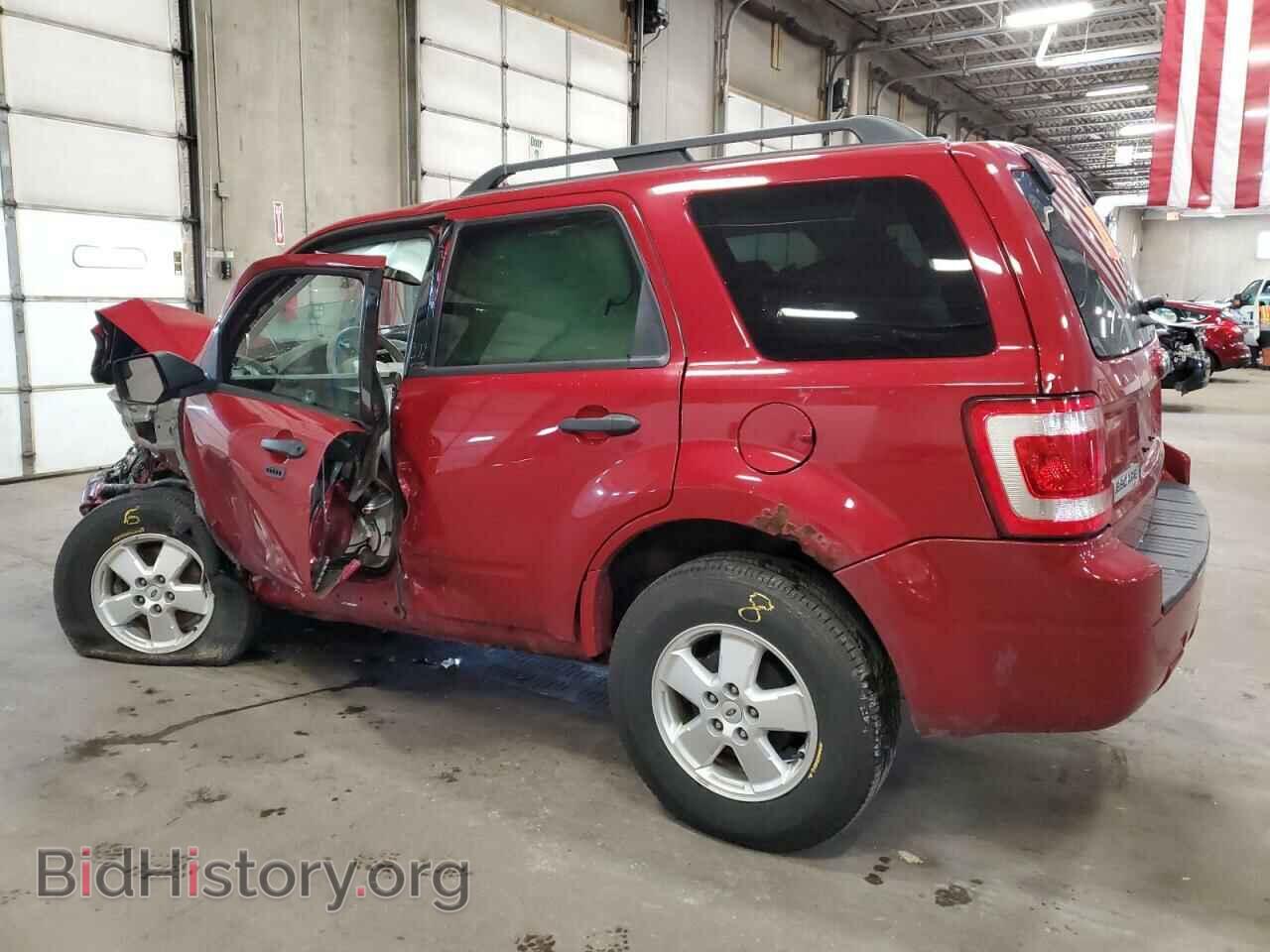 2011 FORD ESCAPE - VIN: 1FMCU0D70BKB72718 - Фото 2