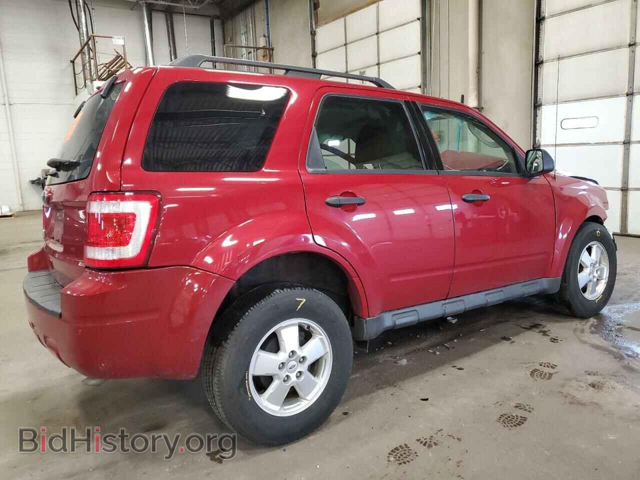 2011 FORD ESCAPE - VIN: 1FMCU0D70BKB72718 - Фото 3