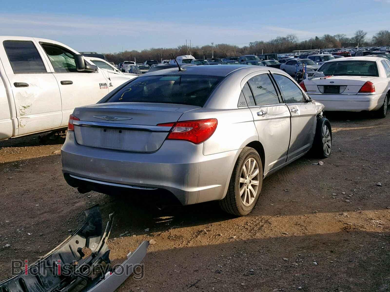 2014 CHRYSLER 200 - VIN: 1C3CCBCG1EN100406 - Фото 4