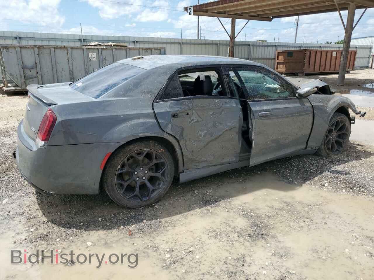 2019 CHRYSLER 300 - VIN: 2C3CCABG7KH516654 - Фото 3