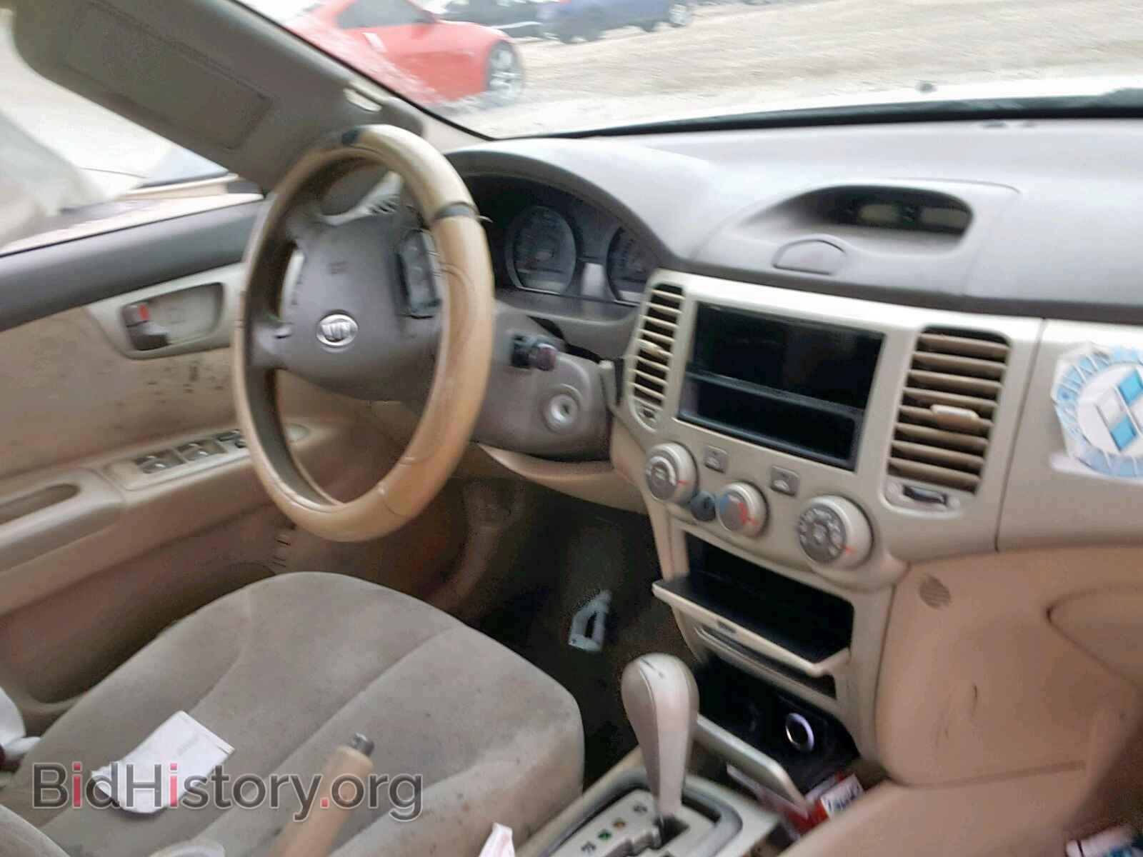 2007 KIA OPTIMA - VIN: KNAGE123075106567 - Фото 9