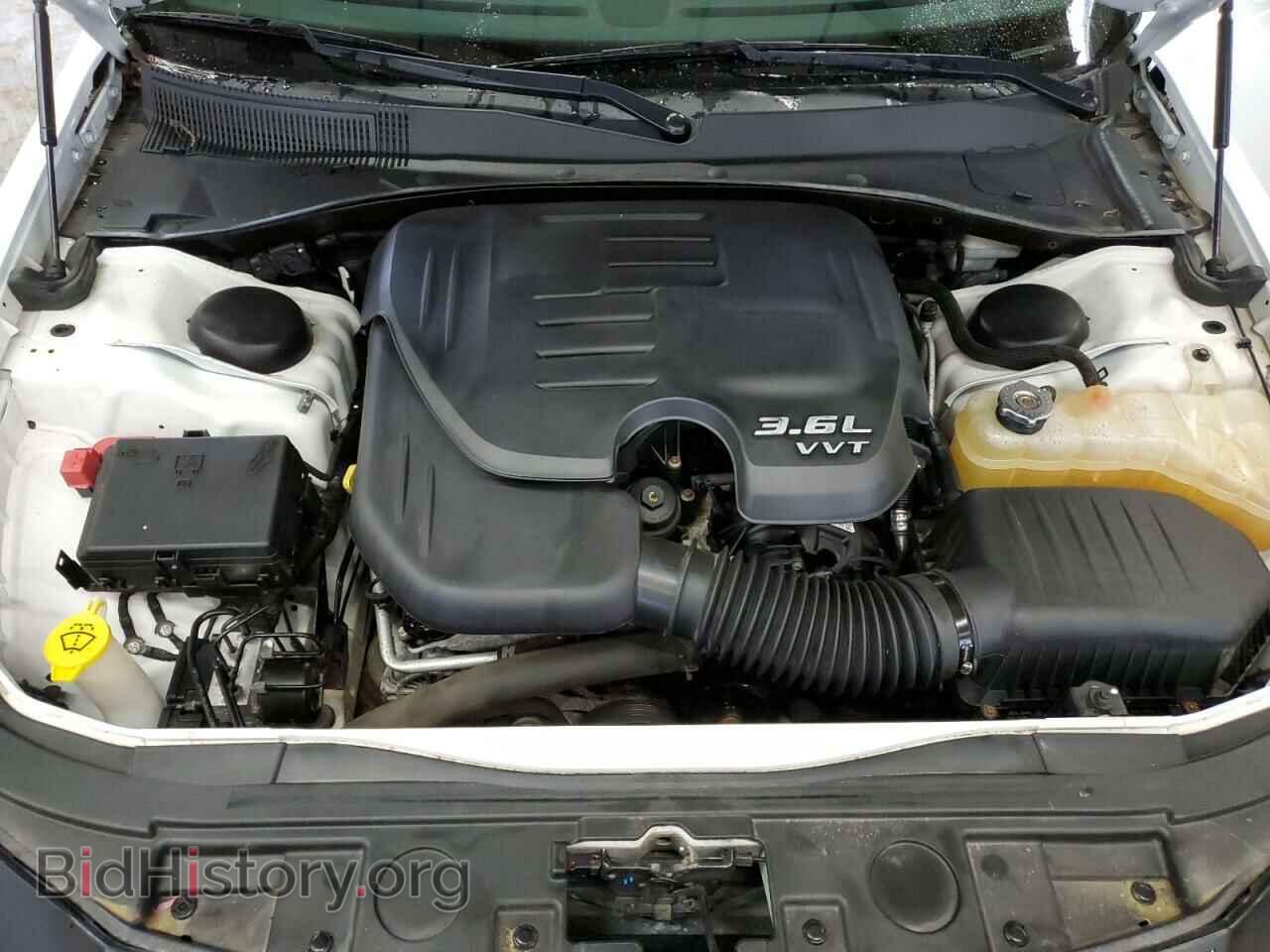 2013 CHRYSLER 300 - VIN: 2C3CCARG6DH733248 - Фото 11