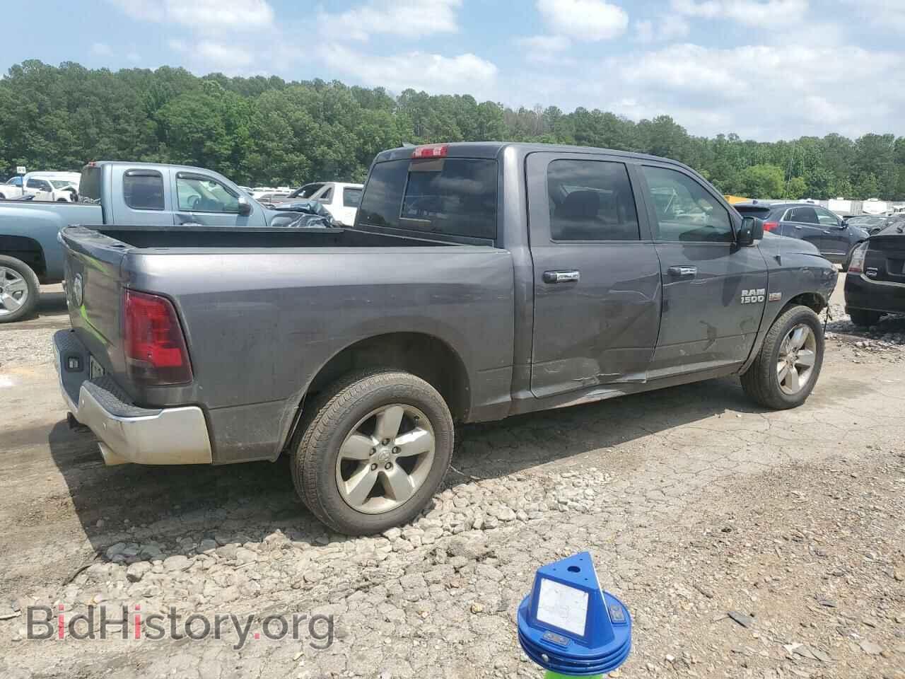 2017 RAM 1500 - VIN: 1C6RR6LT8HS582877 - Photo 3