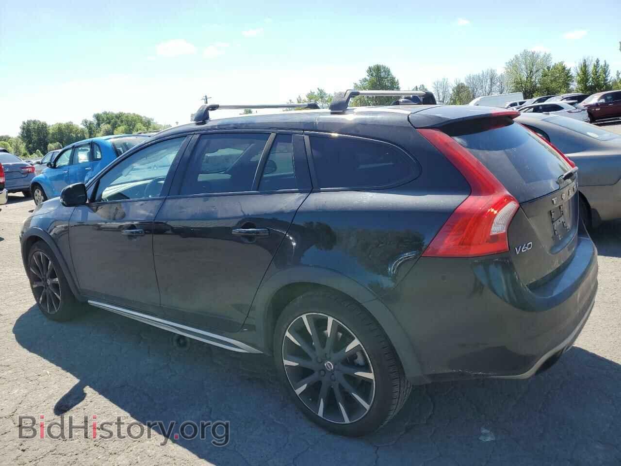 2016 VOLVO V60 - VIN: YV4612HM9G1014975 - Фото 2