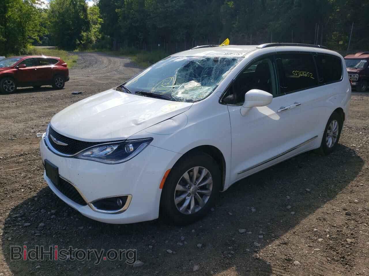 2018 CHRYSLER PACIFICA - VIN: 2C4RC1BG4JR257412 - Photo 2