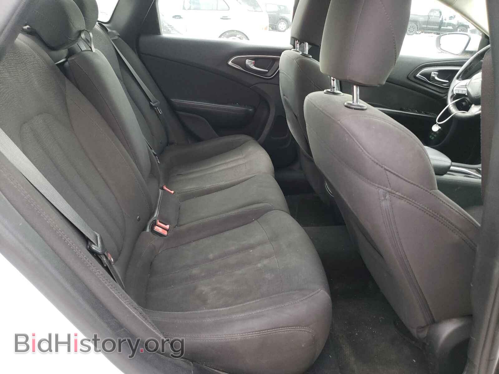 2015 CHRYSLER 200 - VIN: 1C3CCCAB1FN661106 - Photo 6