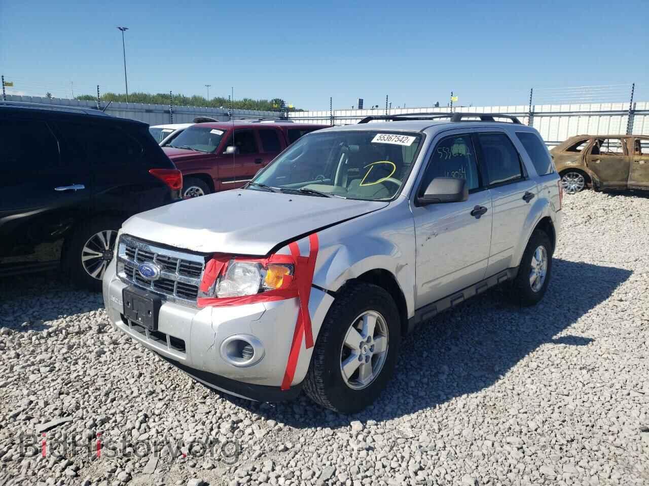 2011 FORD ESCAPE - VIN: 1FMCU9C73BKC24607 - Photo 2