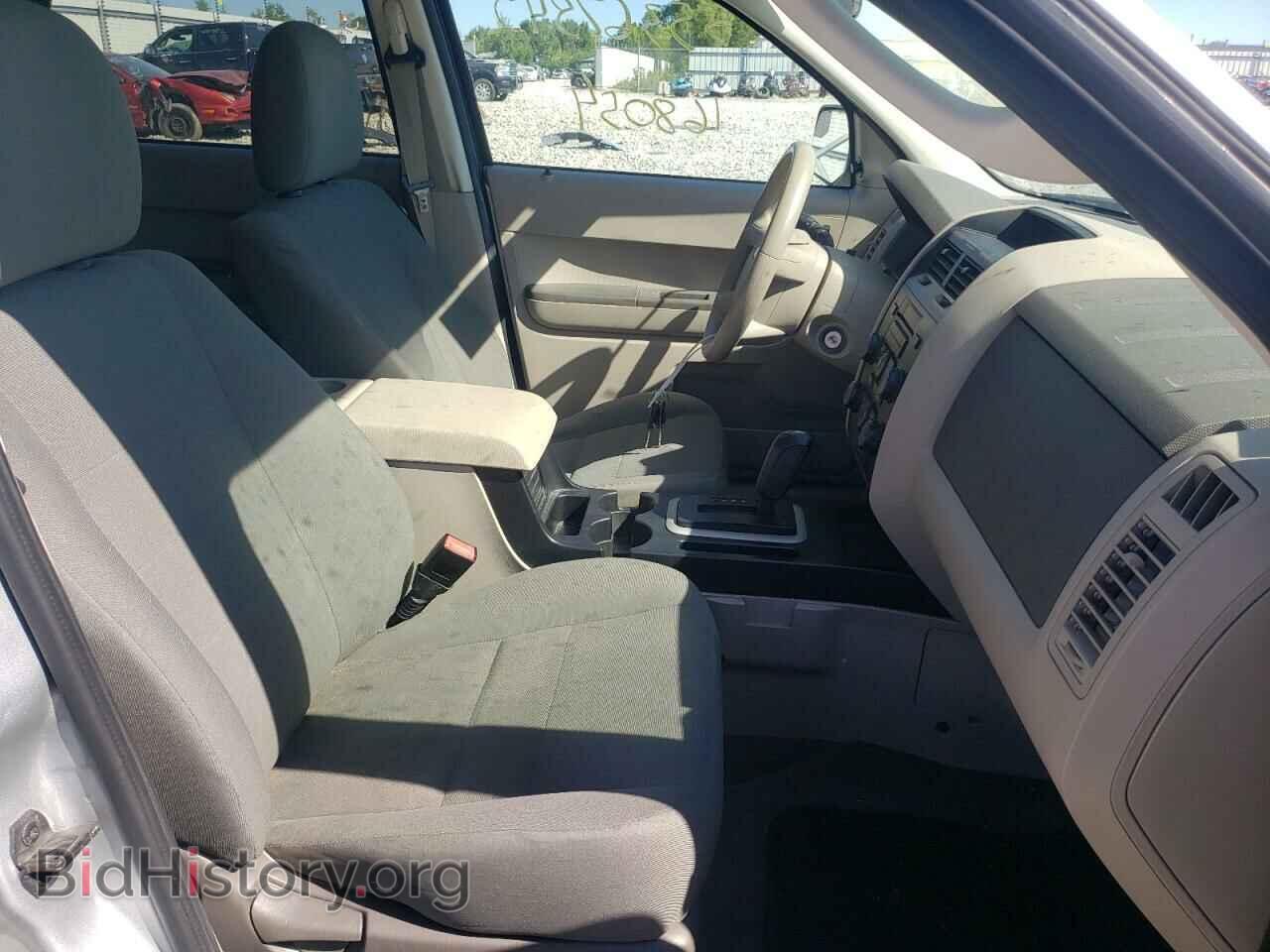 2011 FORD ESCAPE - VIN: 1FMCU9C73BKC24607 - Photo 5