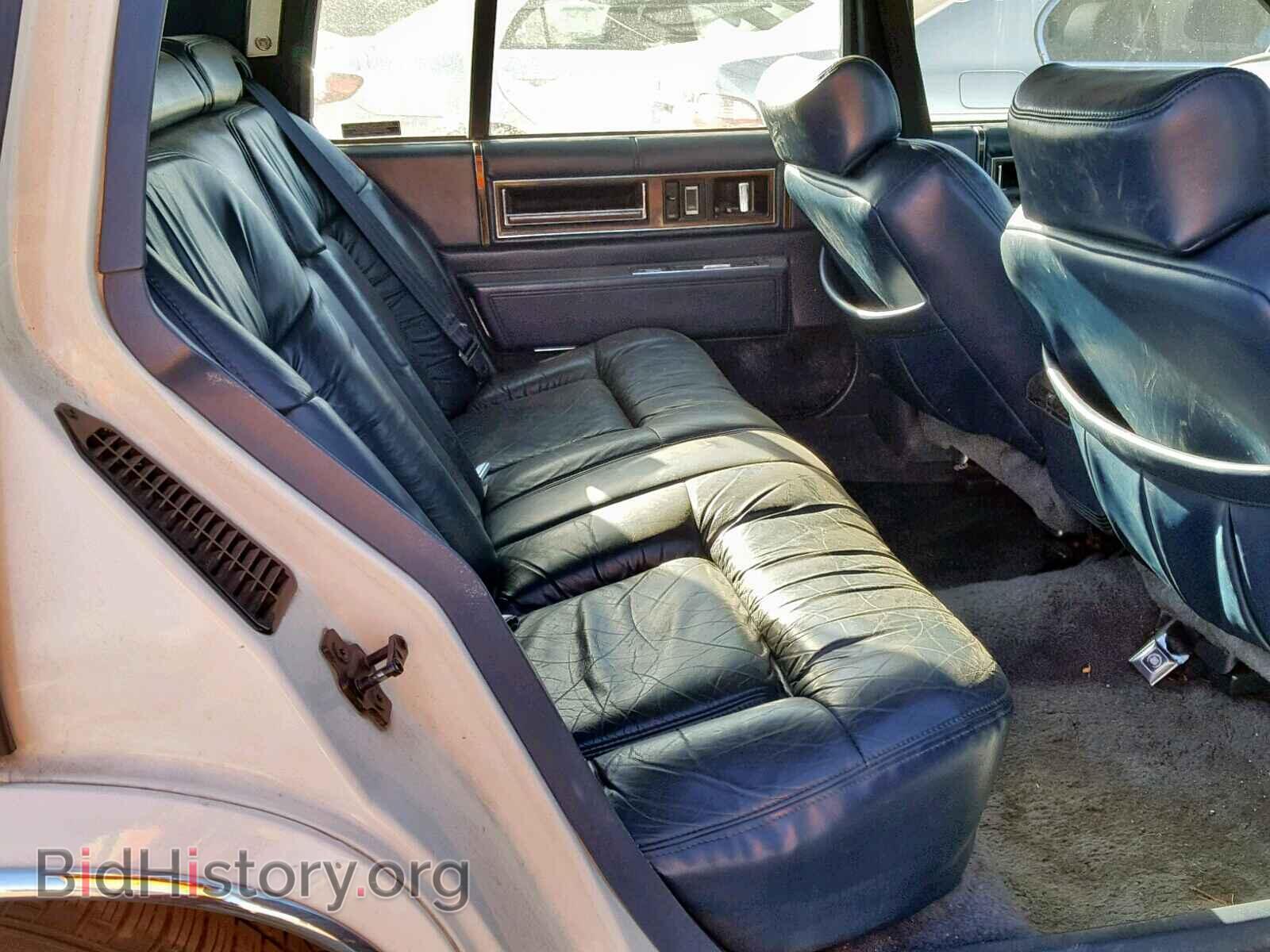 1992 CADILLAC DEVILLE - VIN: 1G6CD53B4N4278642 - Photo 6