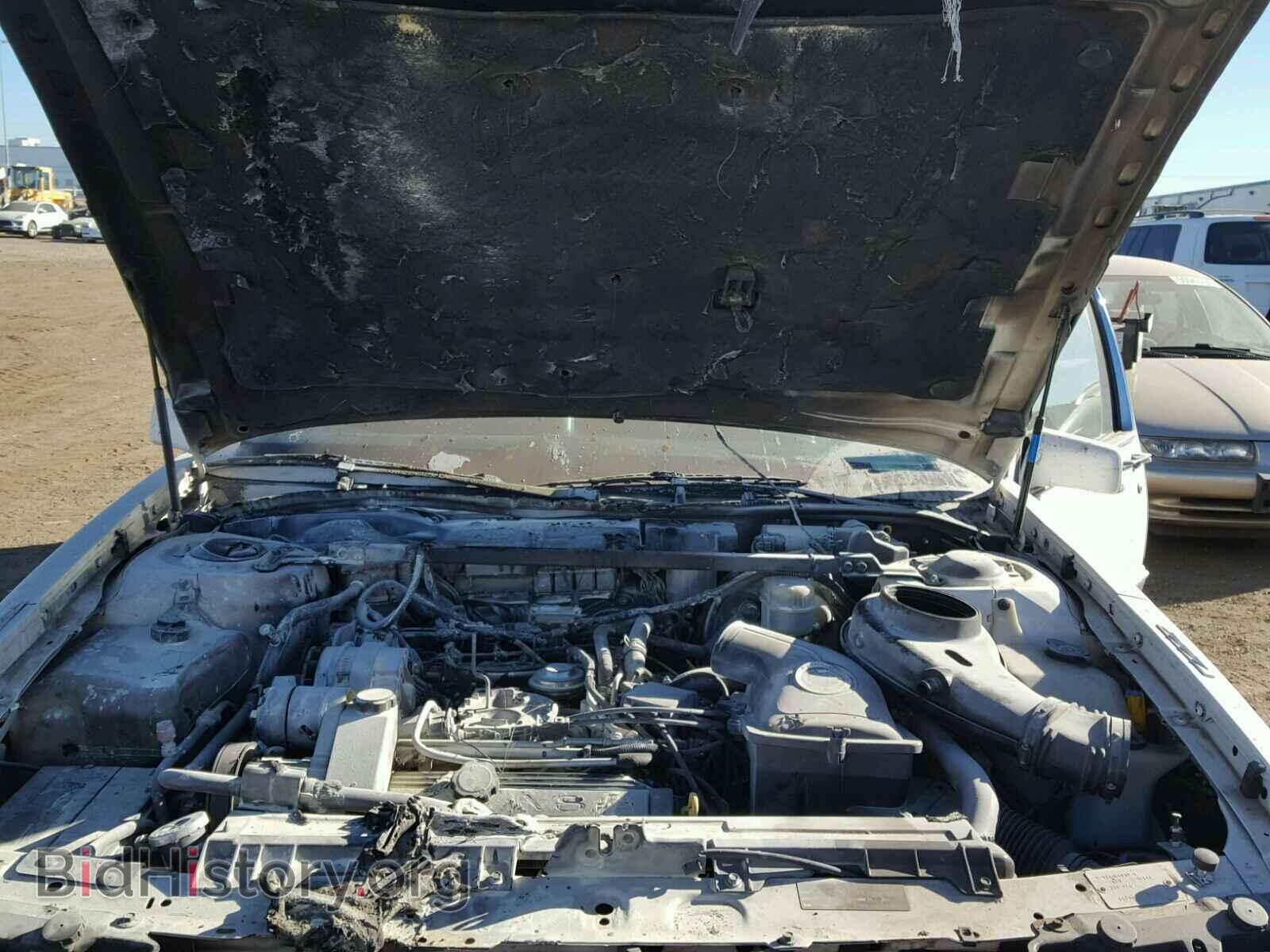 1992 CADILLAC DEVILLE - VIN: 1G6CD53B4N4278642 - Photo 7