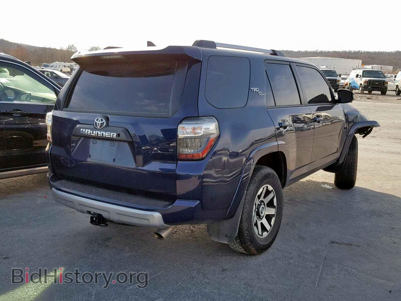 2017 TOYOTA 4RUNNER SR - VIN: JTEBU5JRXH5472546 - Фото 4