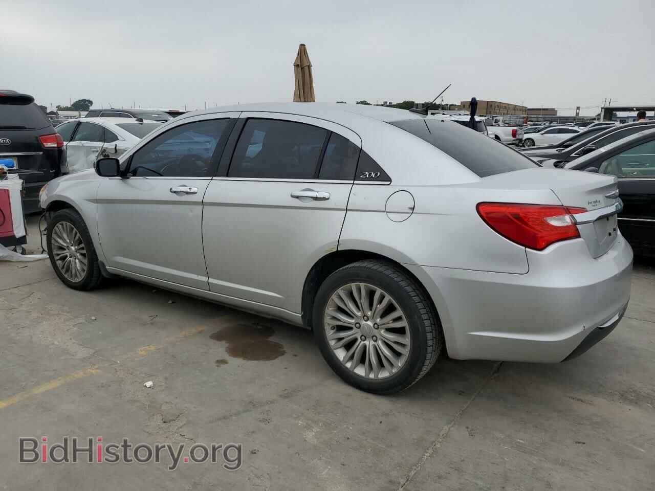 2012 CHRYSLER 200 - VIN: 1C3CCBCB0CN121622 - Фото 2