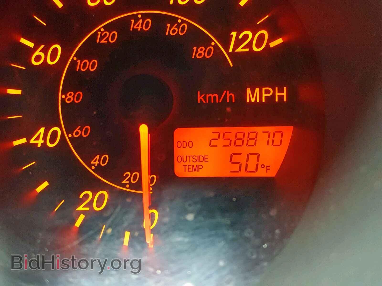 2003 TOYOTA COROLLA - VIN: 2T1KR32E33C066142 - Фото 8