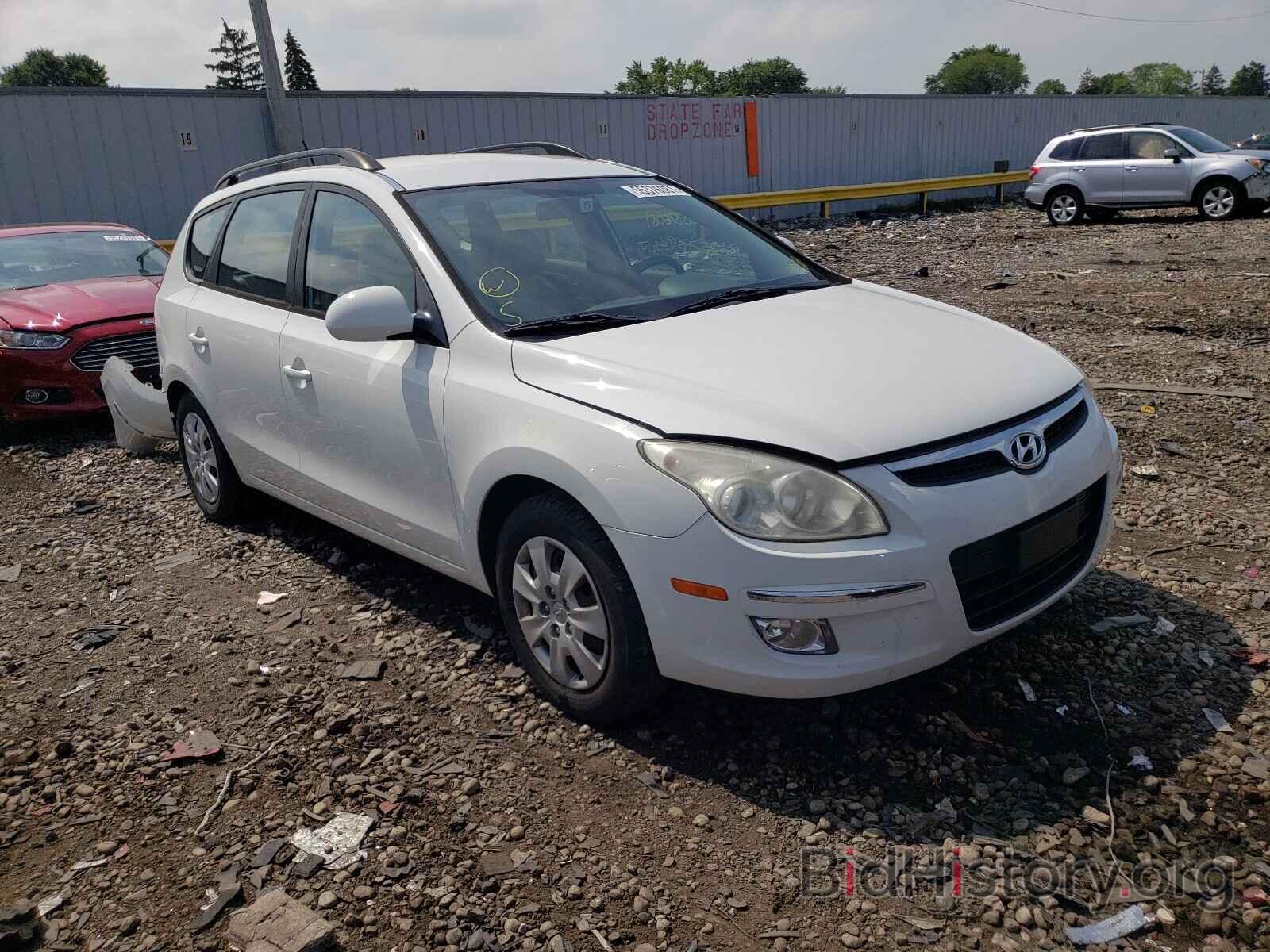 Photo KMHDC8AE3AU080546 - HYUNDAI ELANTRA 2010