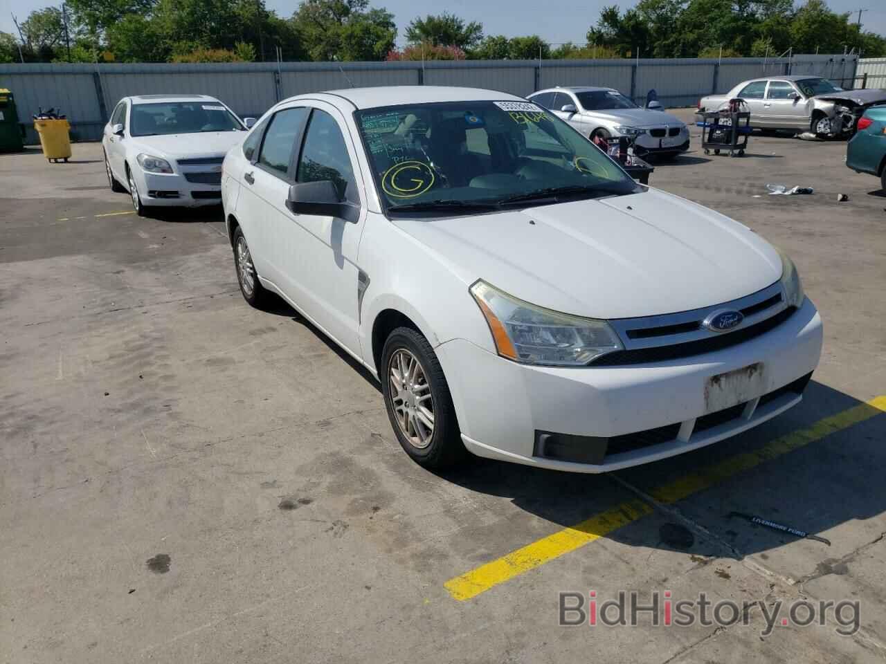 Photo 1FAHP35NX8W131648 - FORD FOCUS 2008