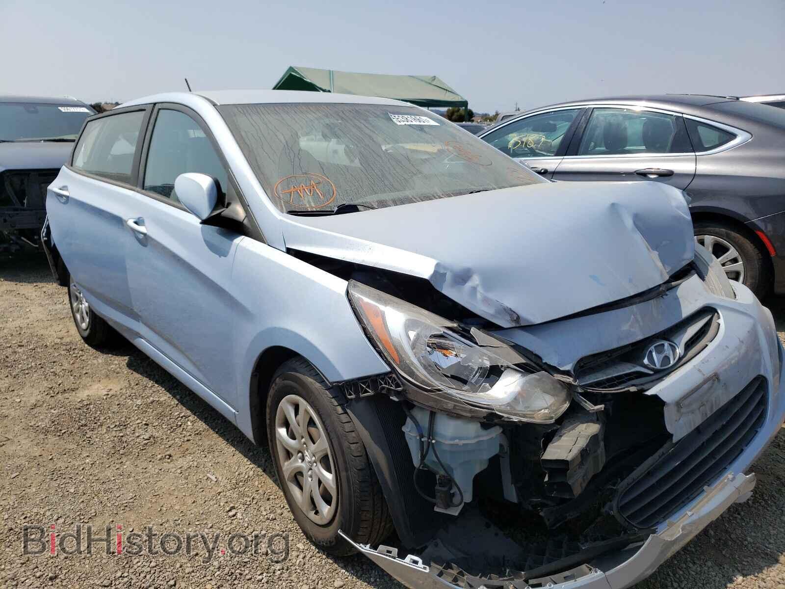 Photo KMHCT5AE8DU106346 - HYUNDAI ACCENT 2013