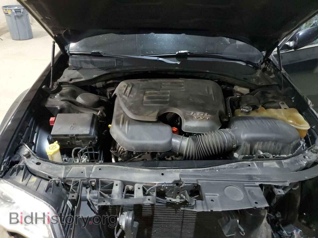 2014 CHRYSLER 300 - VIN: 2C3CCARG1EH203769 - Фото 11