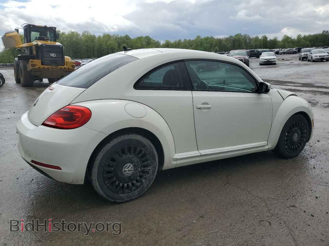 2014 VOLKSWAGEN BEETLE - VIN: 3VWJP7AT9EM602575 - Photo 3